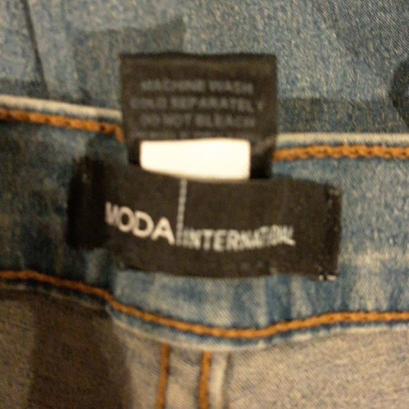 Jeans - Picture 6 of 8